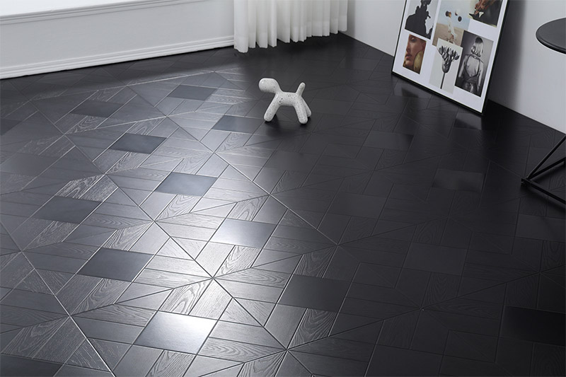 Diamond-shaped Mosaic Laminate Flooring installed diamond pattern