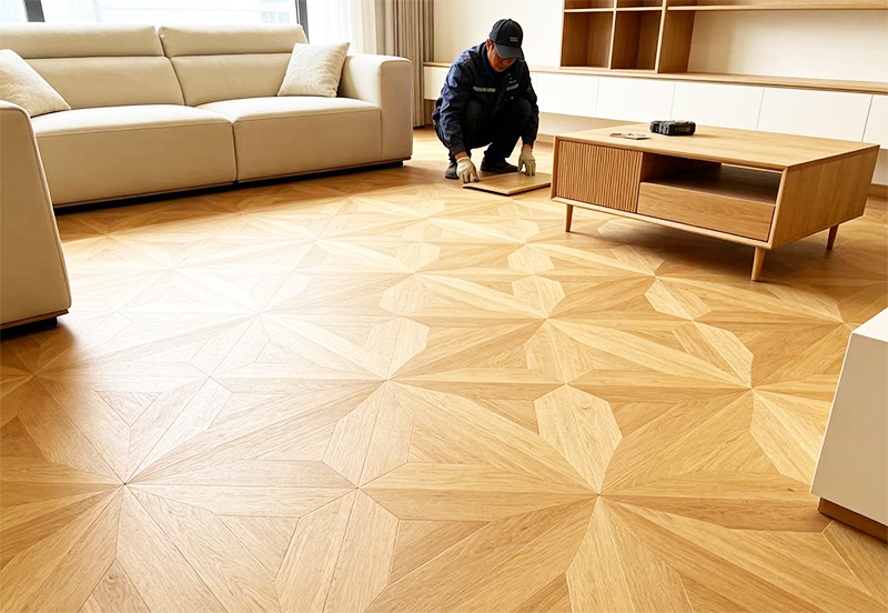 Starburst patterned laminate flooring